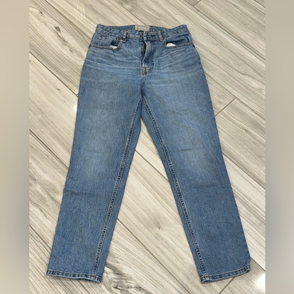 Everlane Denim - Everlane The Curvy Cheeky Jean